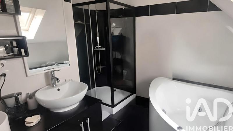 Maison - 120 m² - 6 pièces