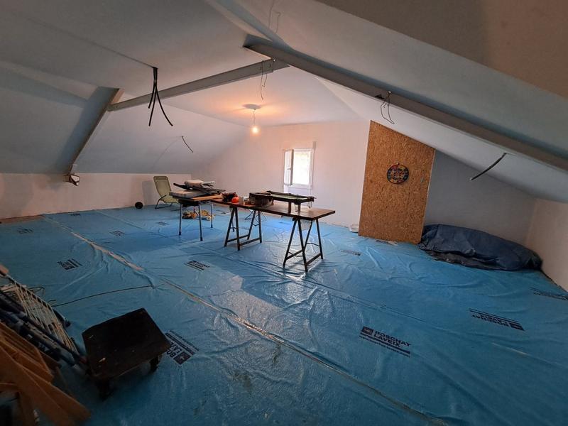 Maison - 95 m² - 5 pièces