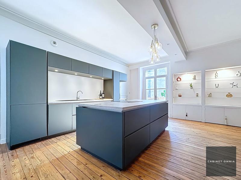 Appartement - 115 m² - 4 pièces