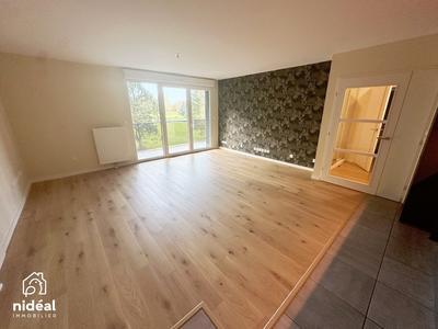 Appartement - 70 m² - 6 pièces