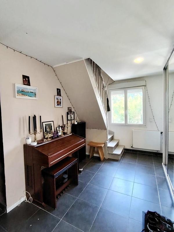 Villa - 107 m² - 7 pièces