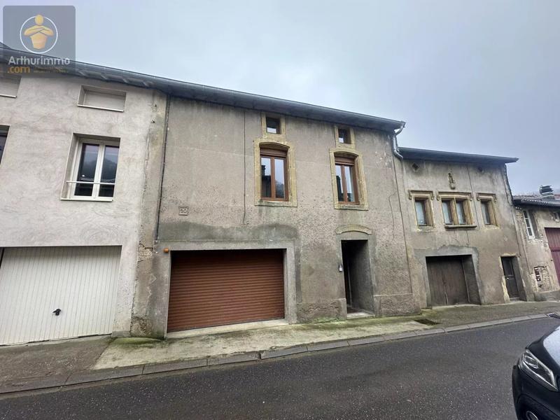 Maison - 210 m² - 7 pièces