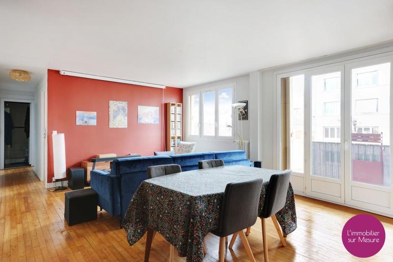 Appartement - 70 m² - 4 pièces