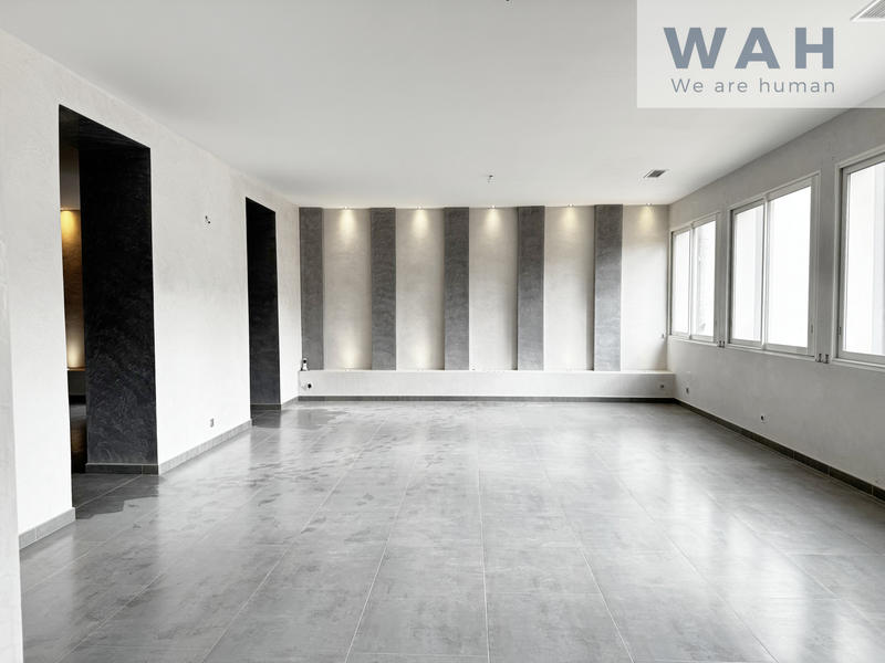 Appartement - 270 m² - 7 pièces