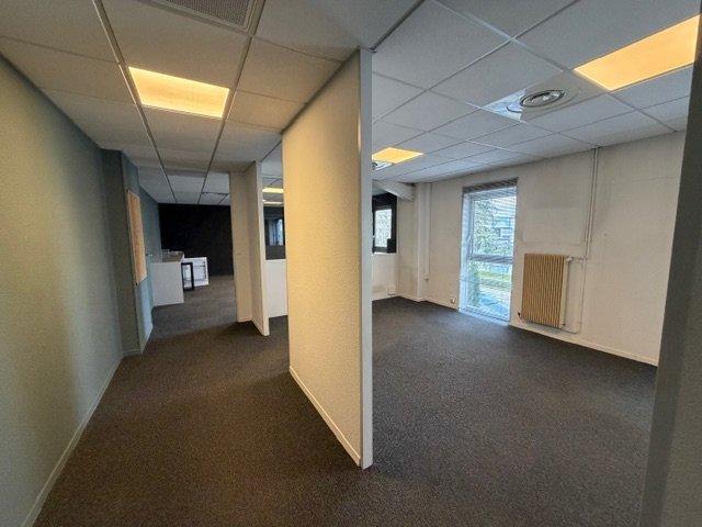 Bureau - 428 m²