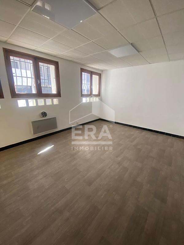 Local commercial - 114 m²