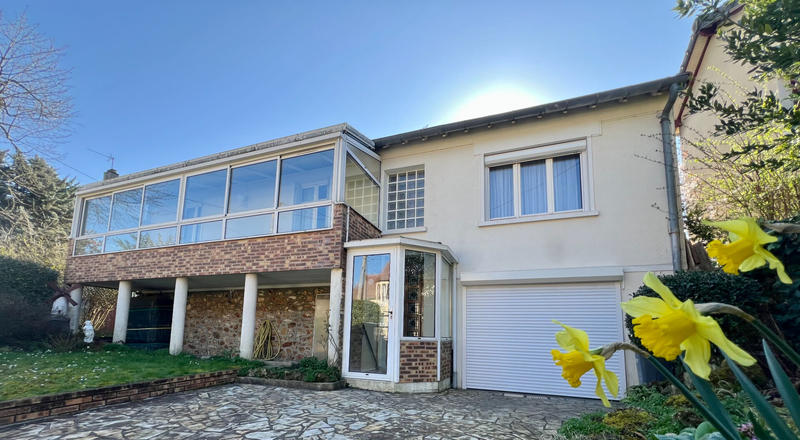 Maison - 100 m² - 5 pièces