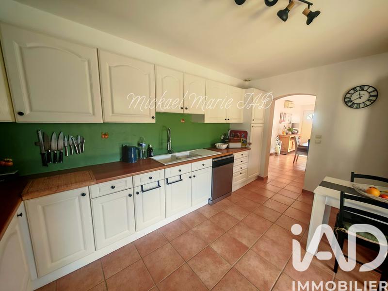 Maison - 140 m² - 5 pièces