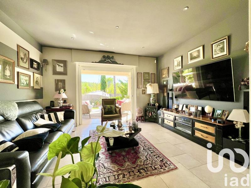 Maison - 180 m² - 5 pièces