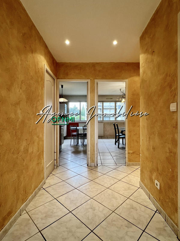 Appartement - 108 m² - 5 pièces