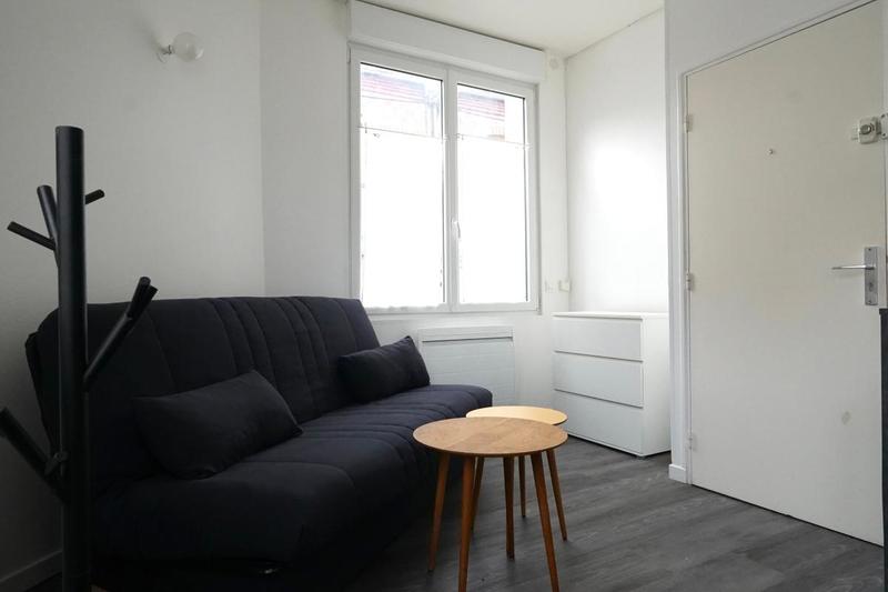 Studio - 15 m² - 1 pièce