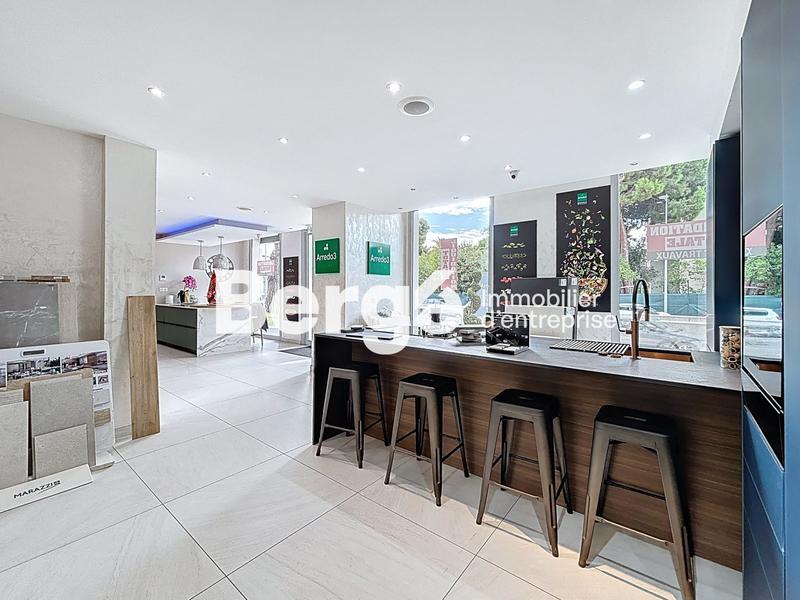 Local commercial - 180 m²