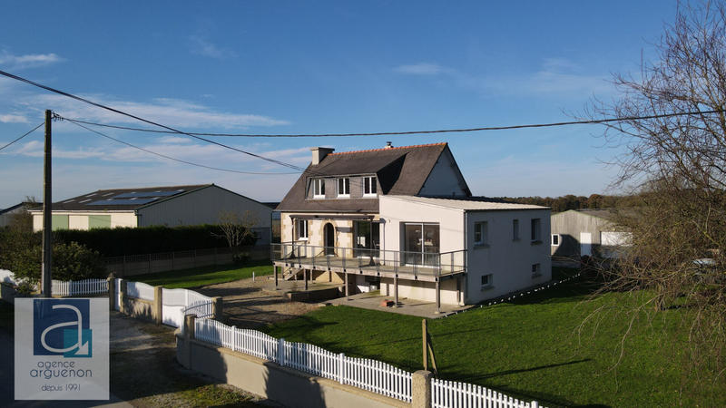 Maison - 140 m² - 7 pièces