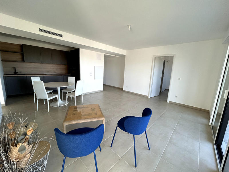 Appartement - 88 m² - 4 pièces