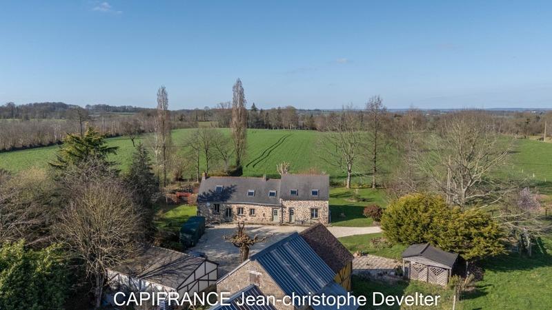 Maison en pierre - 172 m² - 6 pièces