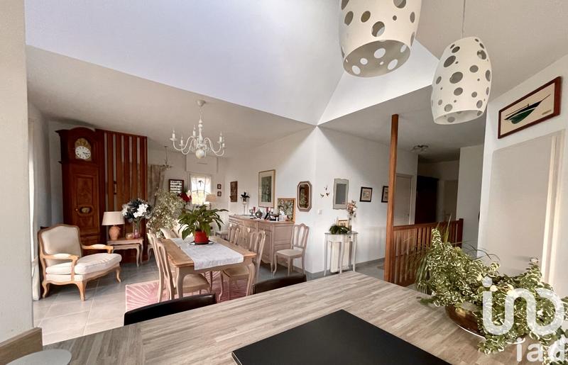 Maison - 140 m² - 5 pièces