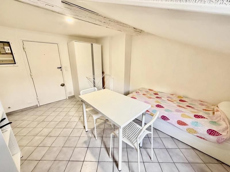 Appartement - 11 m² - 1 pièce