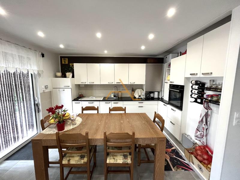 Villa - 195 m² - 7 pièces