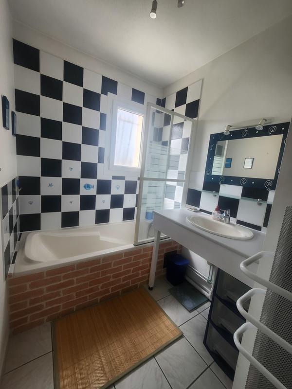 Maison - 139 m² - 7 pièces