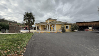 Maison - 142 m² - 5 pièces