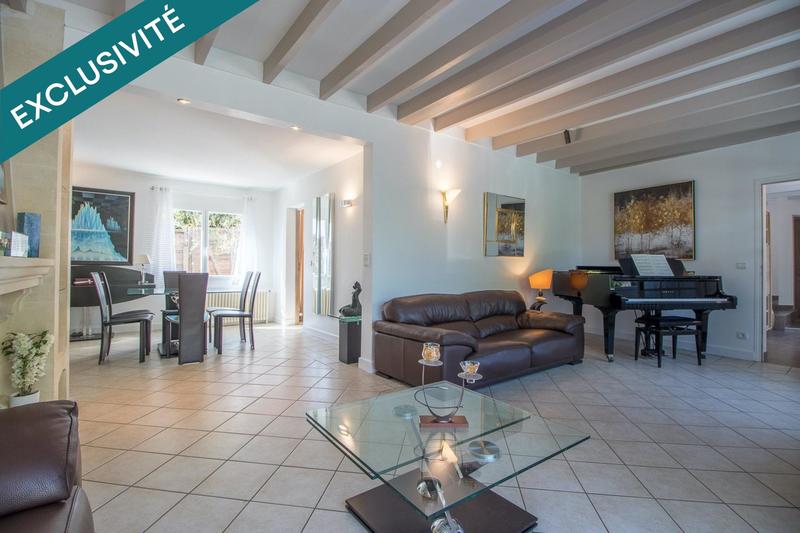 Maison - 190 m² - 8 pièces