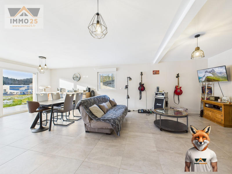 Duplex - 111 m² - 4 pièces