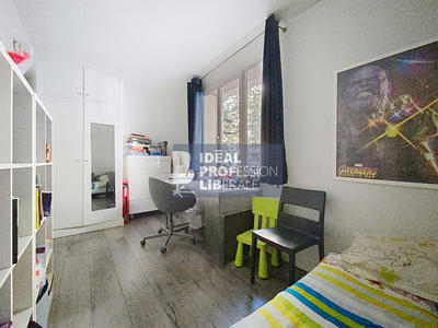 Bureau - 100 m² - 5 pièces