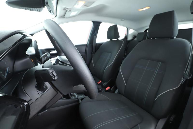 Ford Fiesta 1.1 Business 5p 85 ch