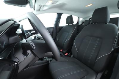 Ford Fiesta 1.1 Business 5p 85 ch