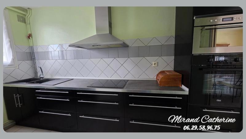 Maison - 98 m² - 5 pièces