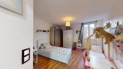 Appartement - 83 m² - 3 pièces