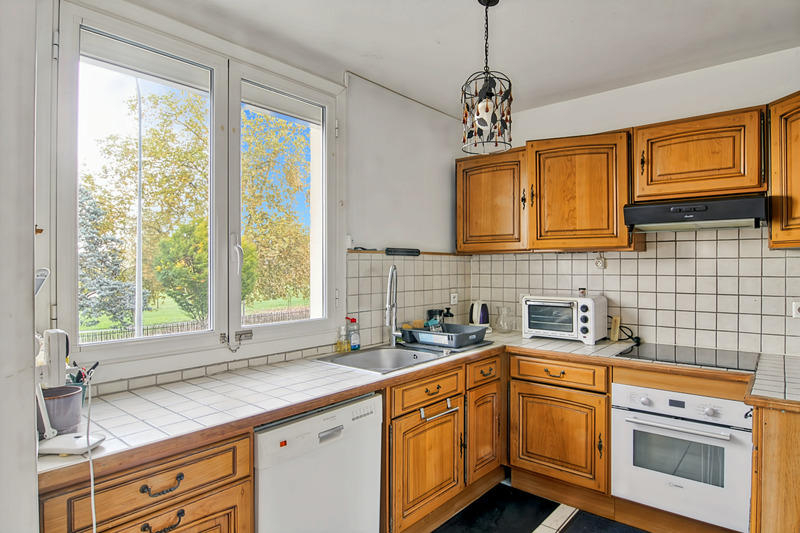 Appartement - 65 m² - 4 pièces