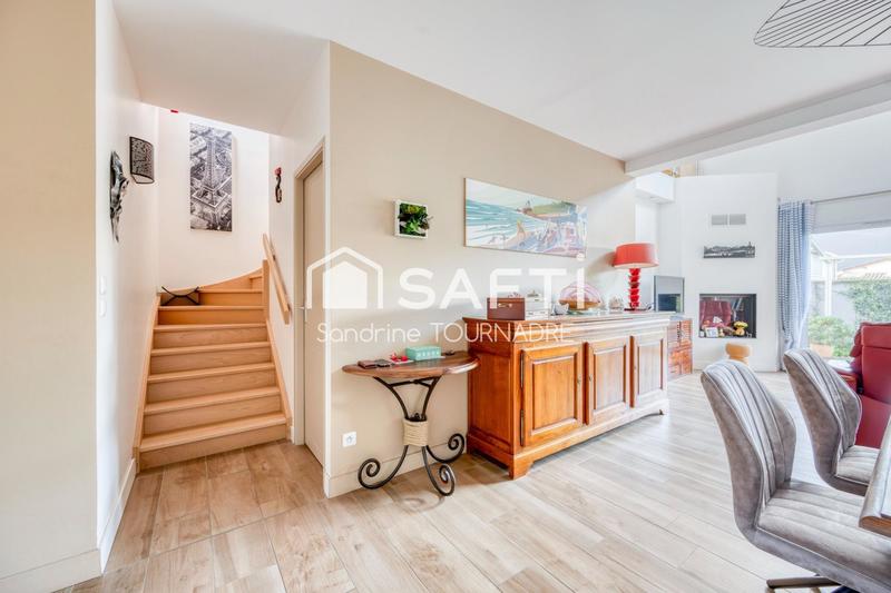 Maison - 139 m² - 7 pièces