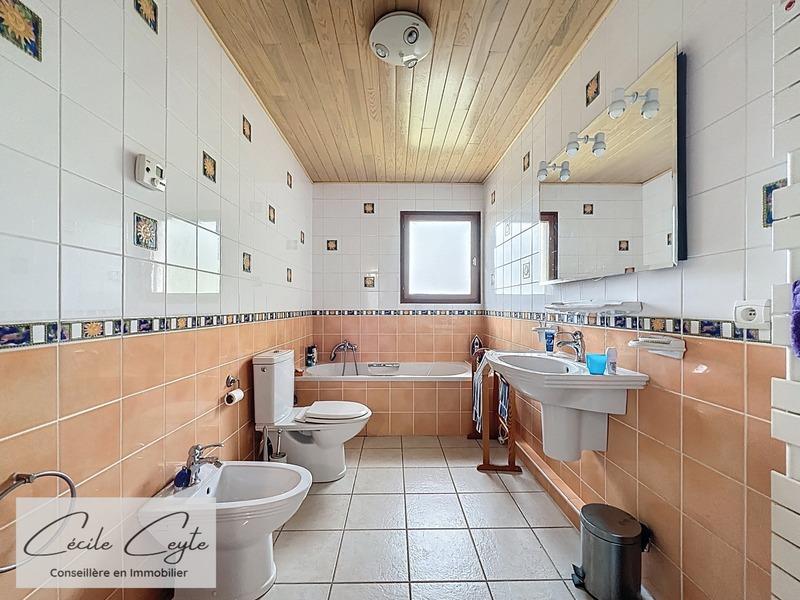 Maison - 155 m² - 6 pièces