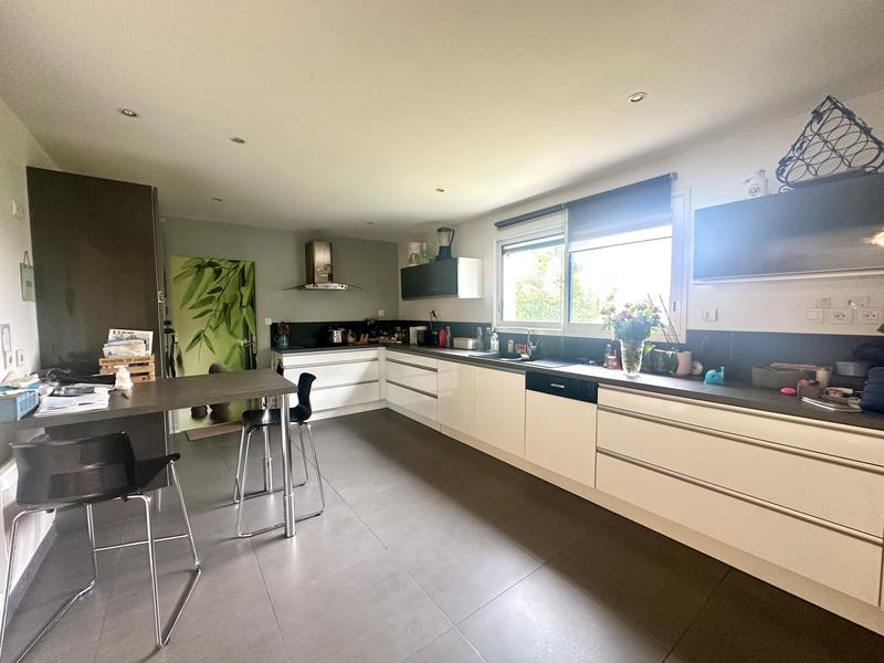 Maison - 149 m² - 7 pièces