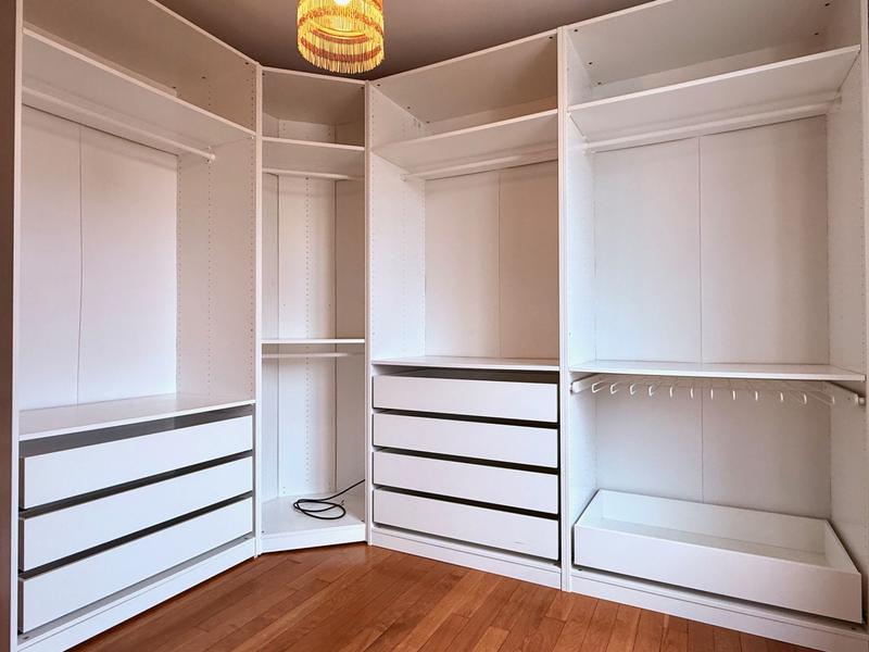 Maison - 240 m² - 9 pièces