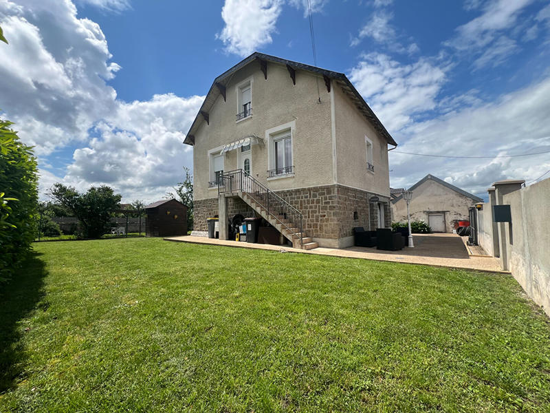 Maison - 93 m² - 6 pièces