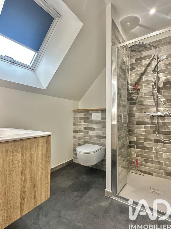 Maison - 183 m² - 7 pièces