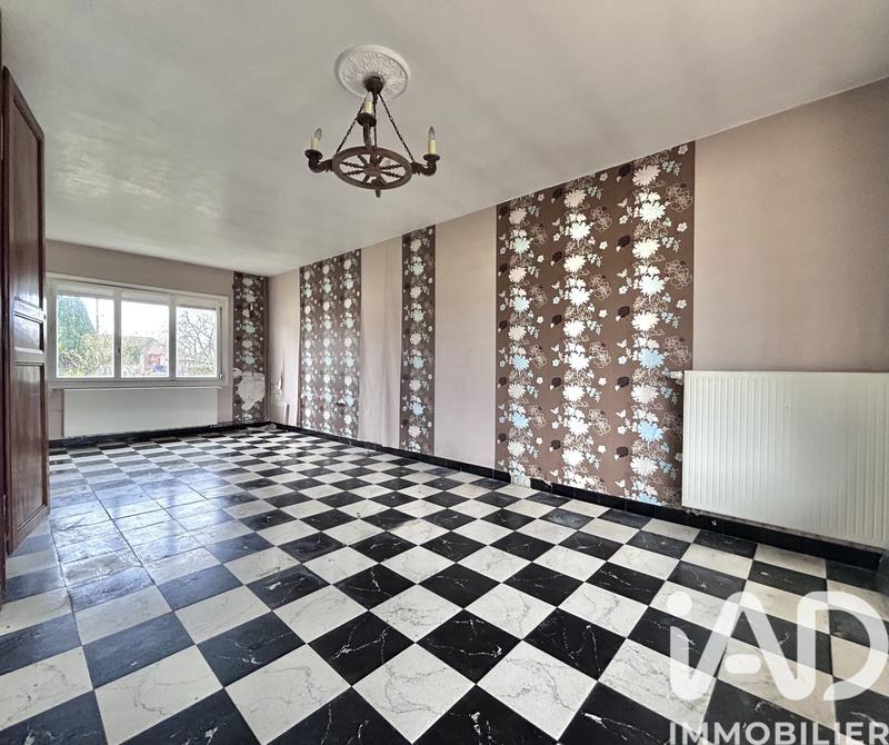 Maison - 95 m² - 5 pièces