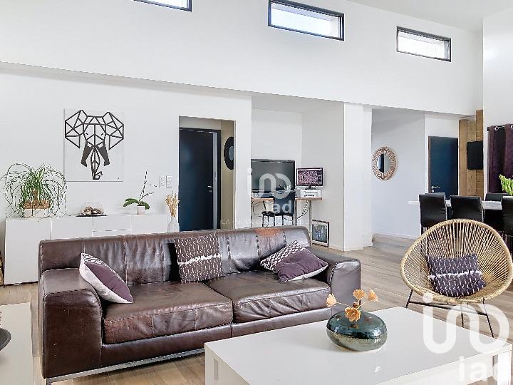 Maison - 158 m² - 7 pièces