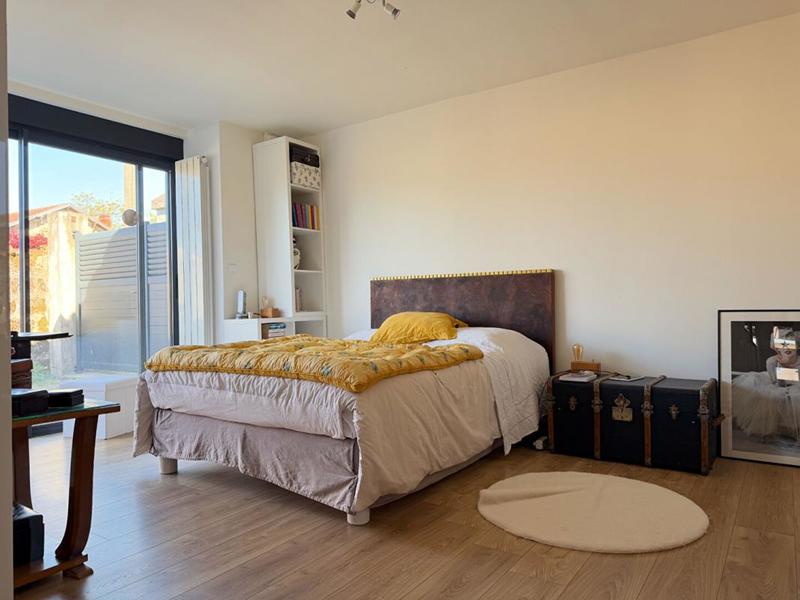 Maison - 249 m² - 5 pièces