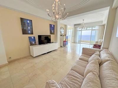 Appartement - 125 m² - 4 pièces