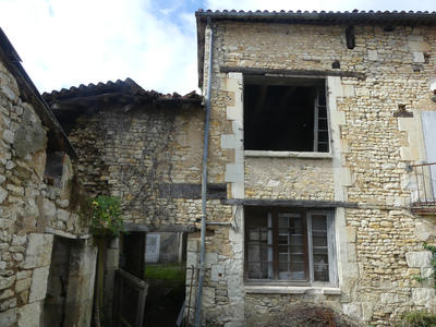 Maison - 96 m² - 3 pièces