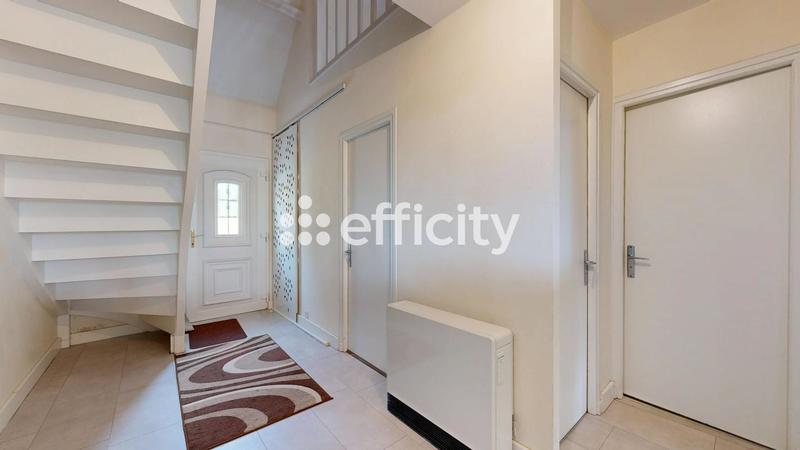 Maison en pierre - 143 m² - 6 pièces