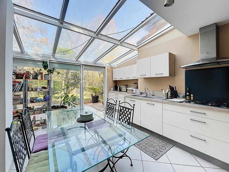 Villa - 179 m² - 6 pièces