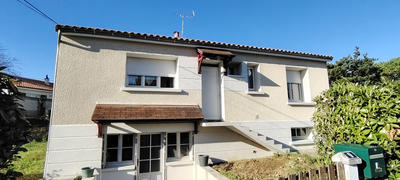 Maison de ville - 64 m² - 4 pièces