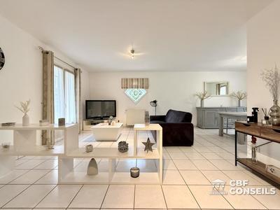 Maison - 110 m² - 6 pièces