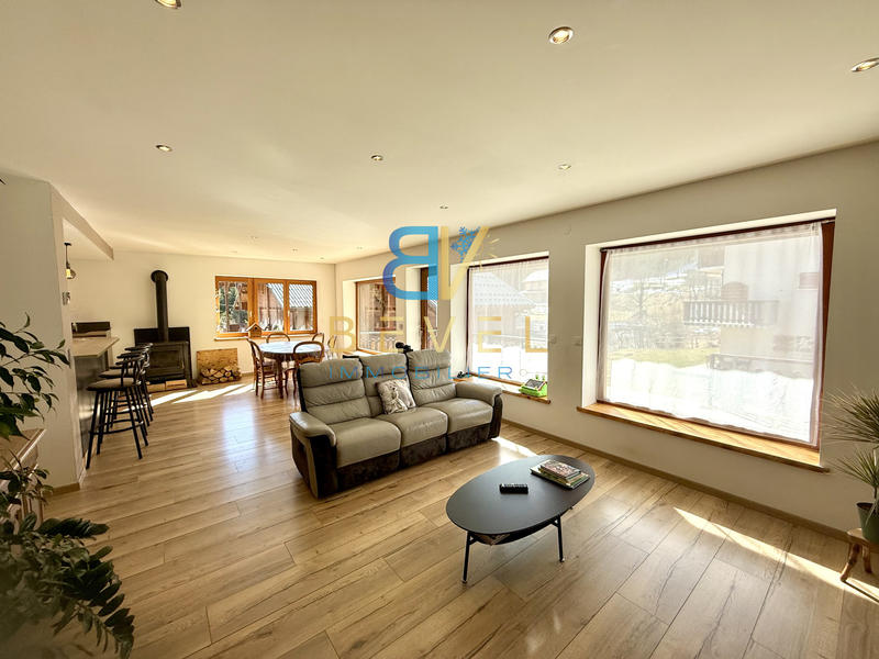 Châlet - 117 m² - 4 pièces