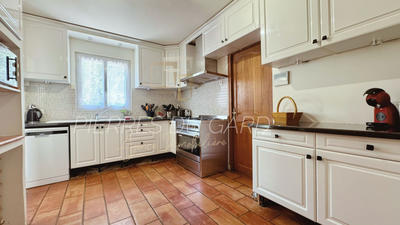 Villa - 168 m² - 6 pièces