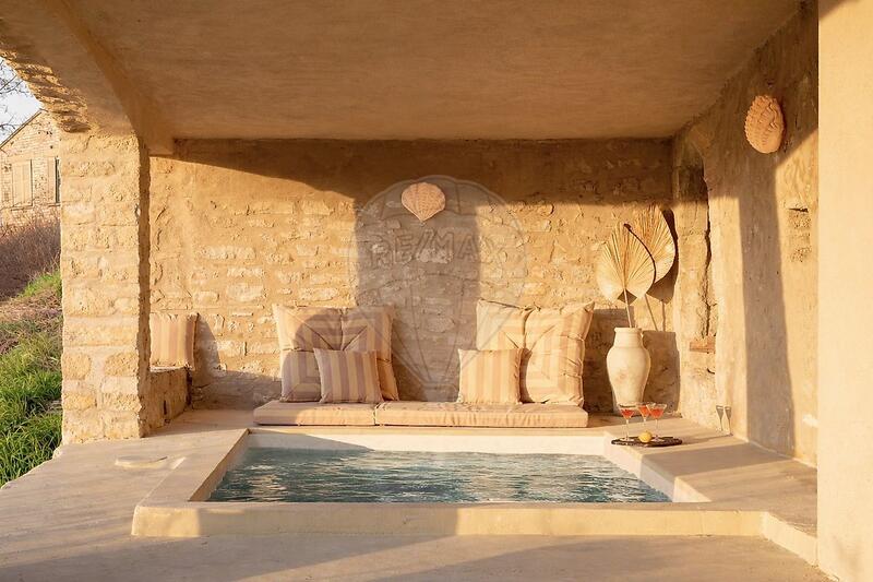 Maison - 203 m² - 6 pièces